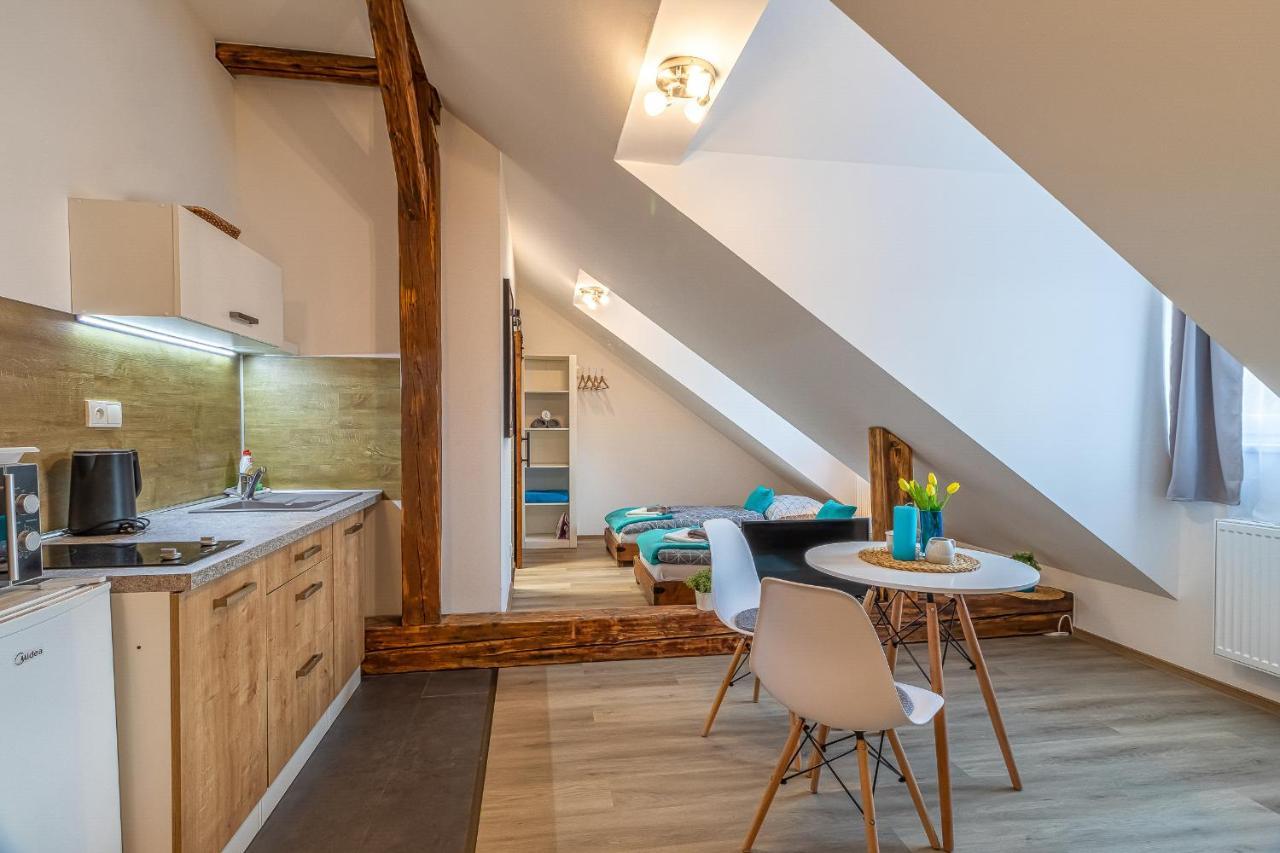 Jonas Apartments - Great Location Near Bratislava City Center Экстерьер фото