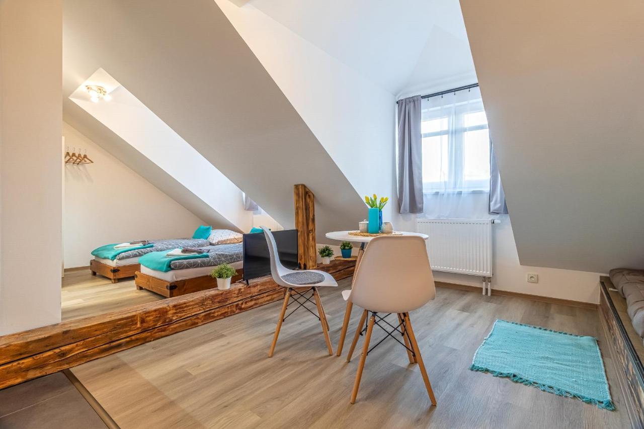 Jonas Apartments - Great Location Near Bratislava City Center Экстерьер фото