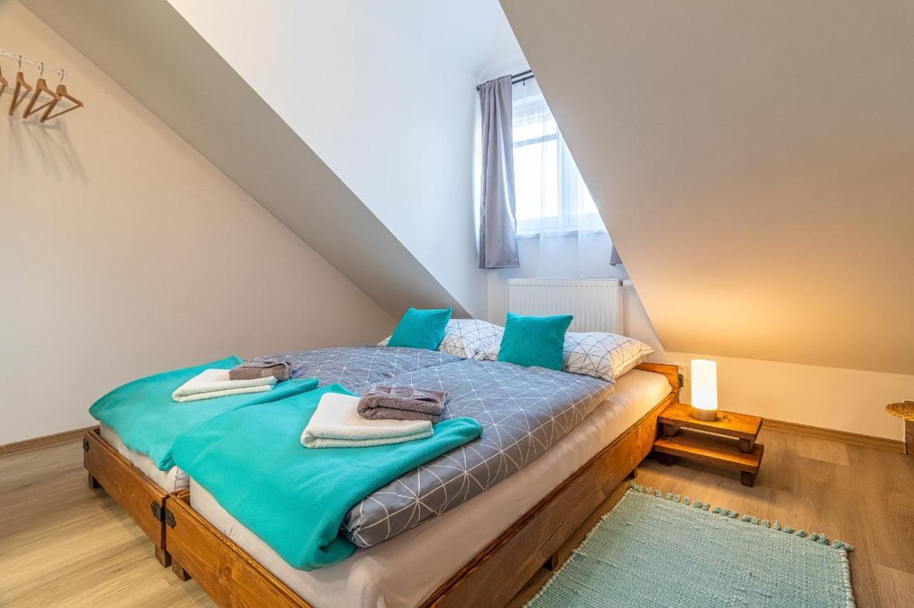 Jonas Apartments - Great Location Near Bratislava City Center Экстерьер фото