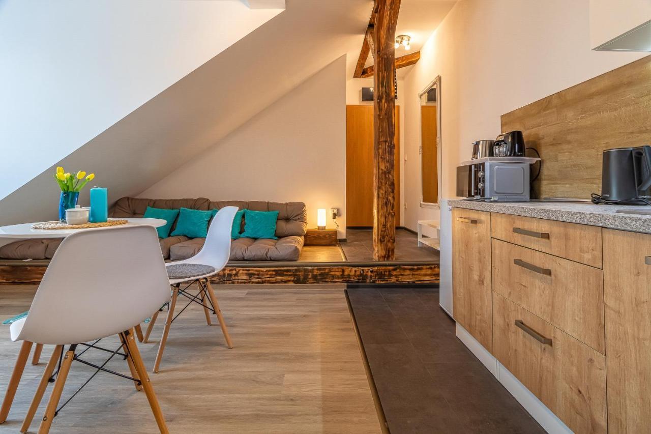 Jonas Apartments - Great Location Near Bratislava City Center Экстерьер фото