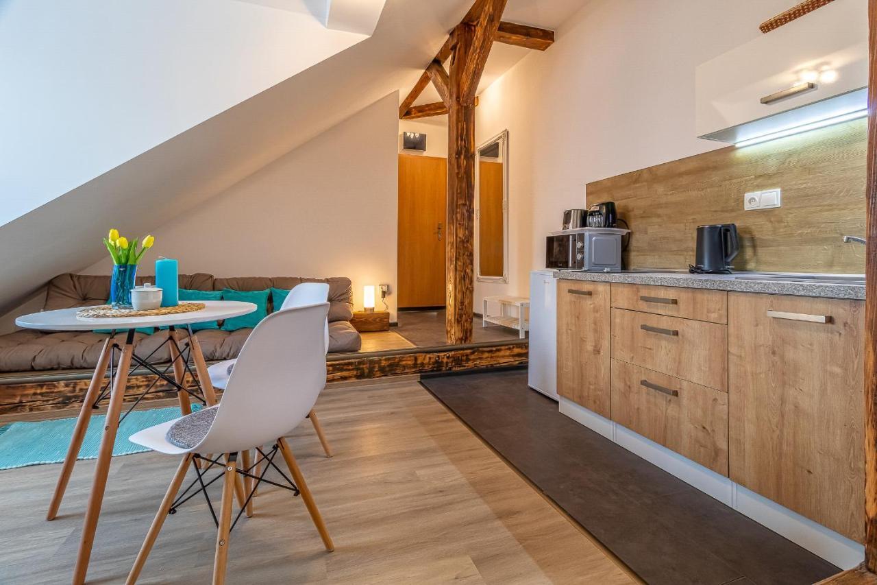 Jonas Apartments - Great Location Near Bratislava City Center Экстерьер фото
